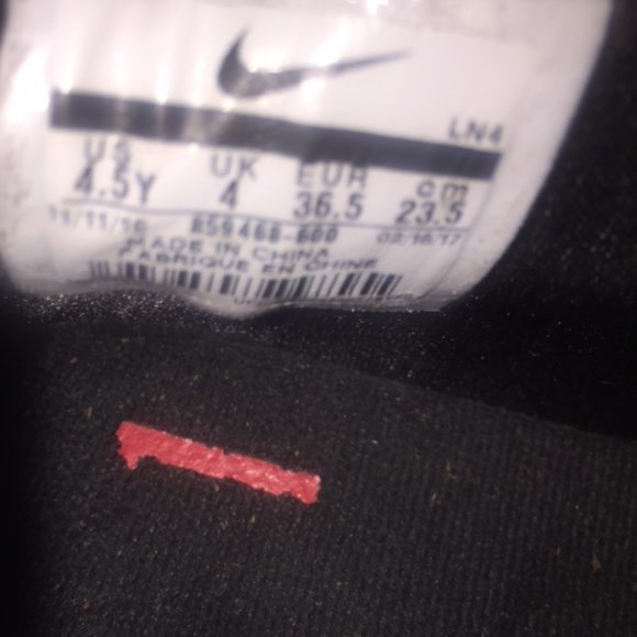 Nike LeBron XIV GS 14 Basketball Sz 4.5y Pre-owned - Picture 11 of 11